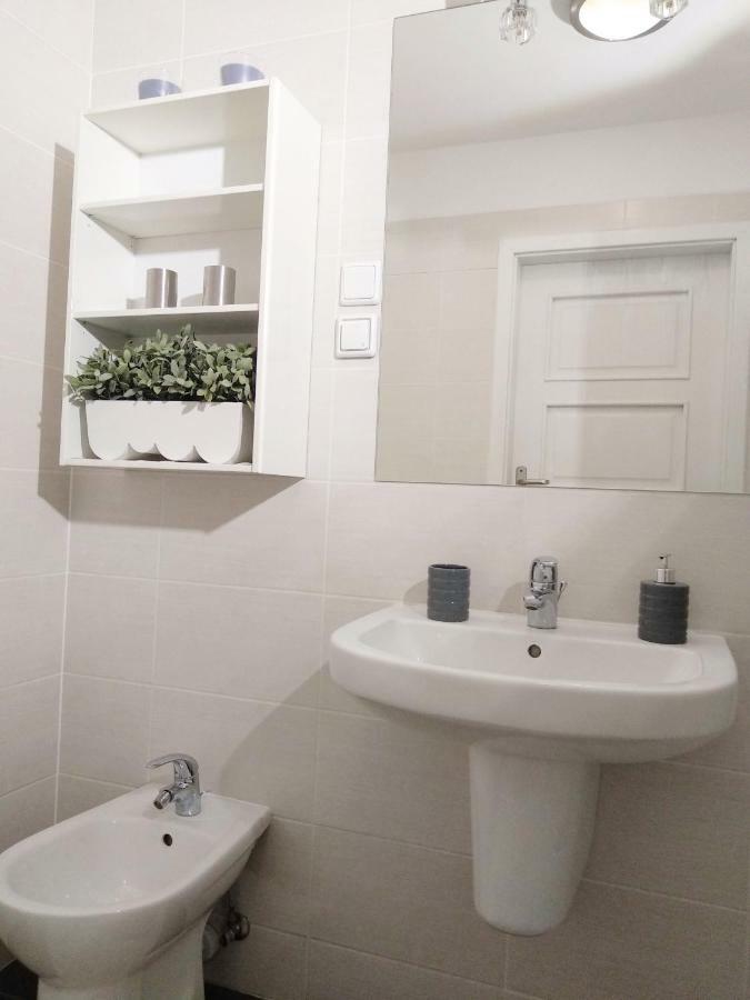 Apartament Rodzinny 200M Do Morza Kołobrzeg Exterior foto