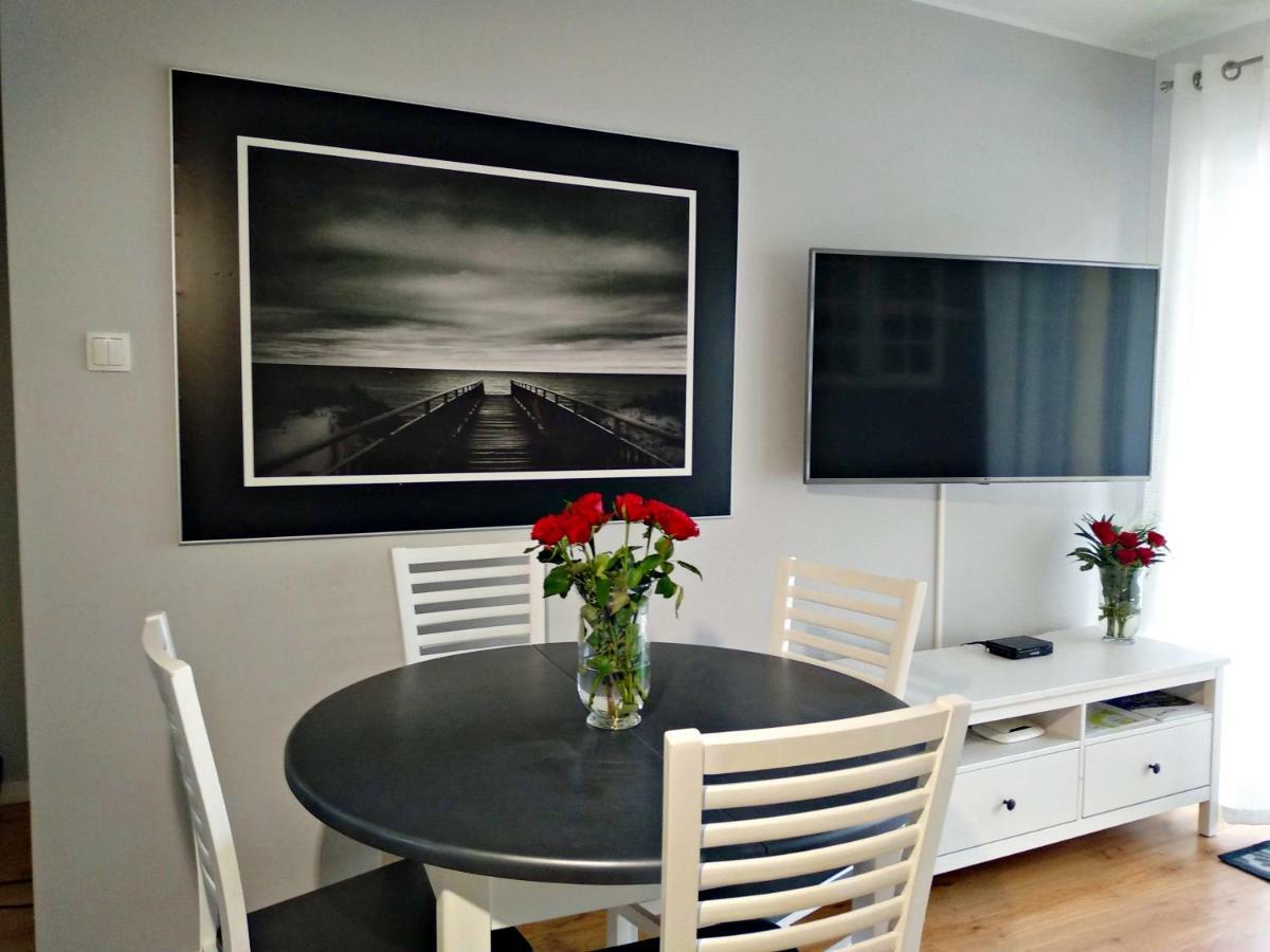 Apartament Rodzinny 200M Do Morza Kołobrzeg Exterior foto